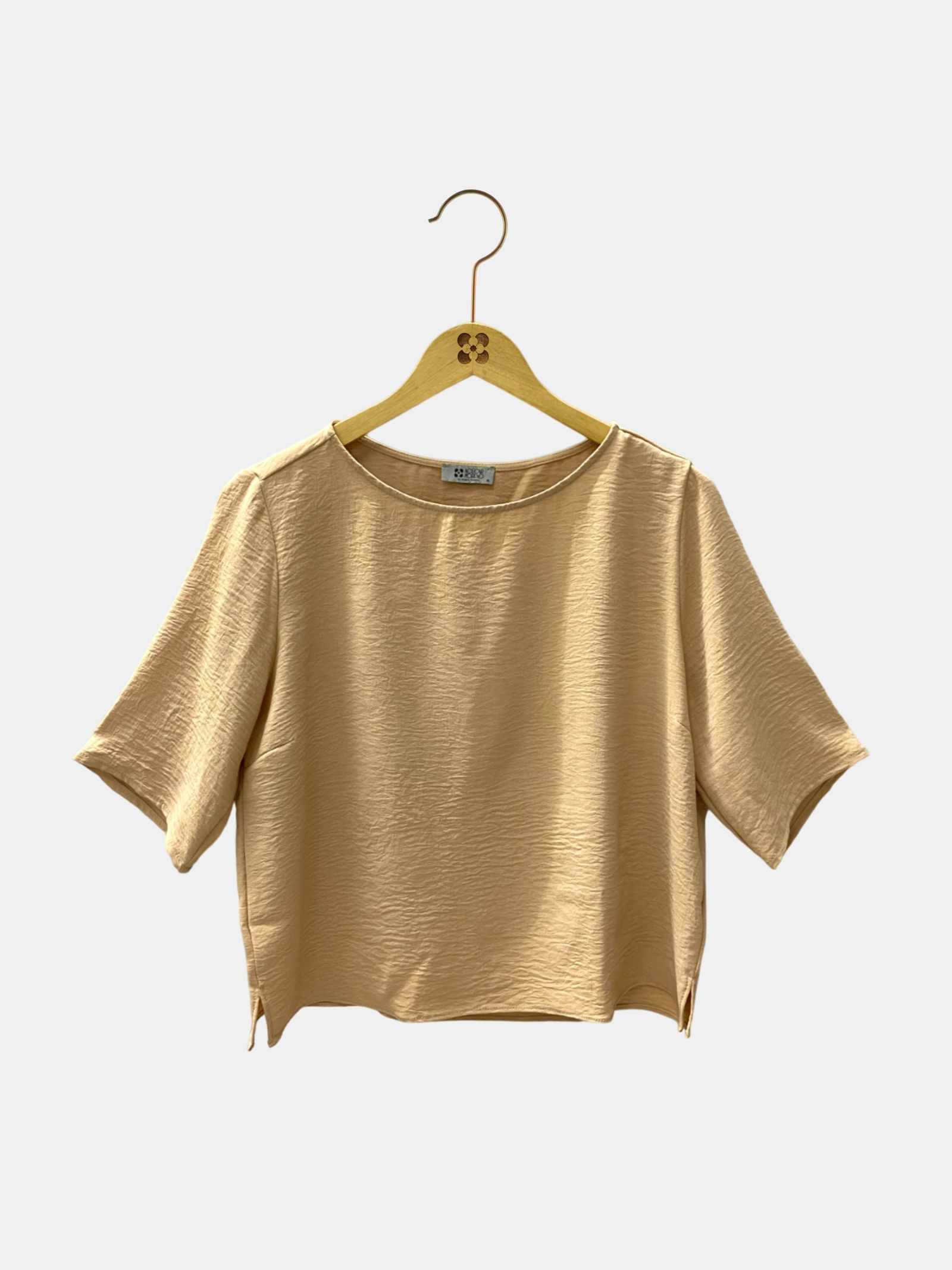 BLUSA CREPE LISA MANGA CURTA