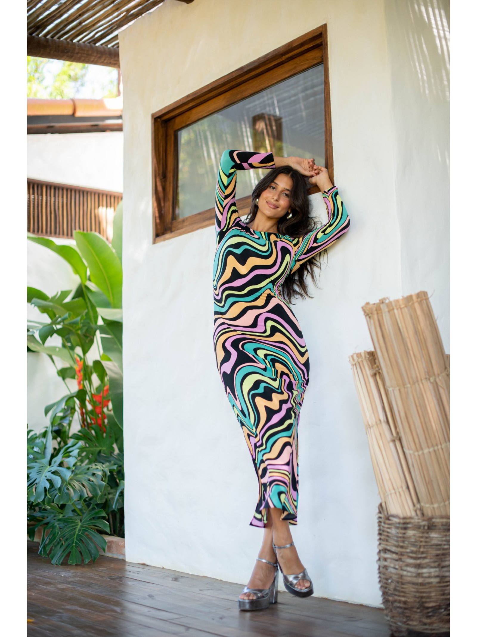 VESTIDO MIDI DECOTE COSTA